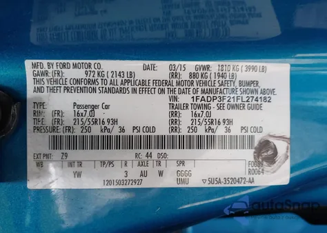 2015 Ford Focus Se z USA, uszkodzony, nr VIN 1FADP3F21FL274182